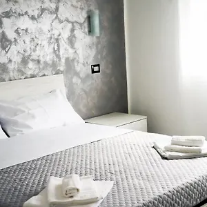 https://la-residenza-di-adamo.sicilyhotelsitaly.net